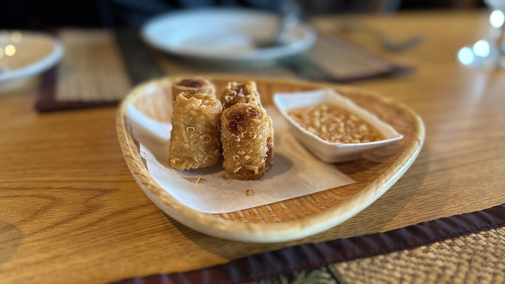 TupTim rolls with dipping sauce